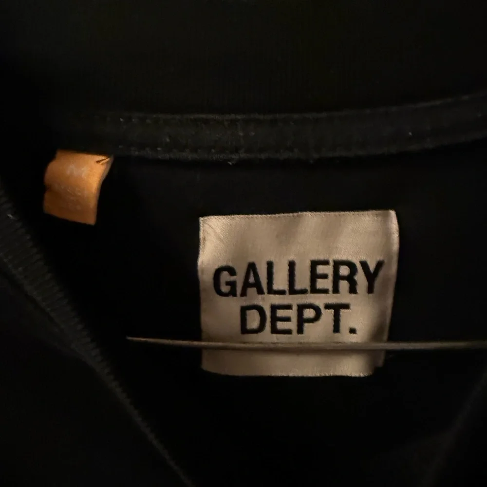 Gallery Dept Black And Red Long Sleeve - Picture 2 of 5